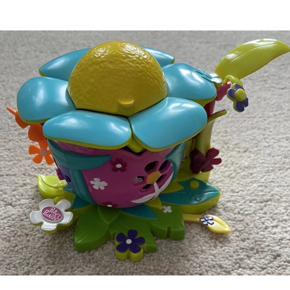 Polly Pocket Petal Playhouse 2001 Flower Fairies - Picture 1 of 9